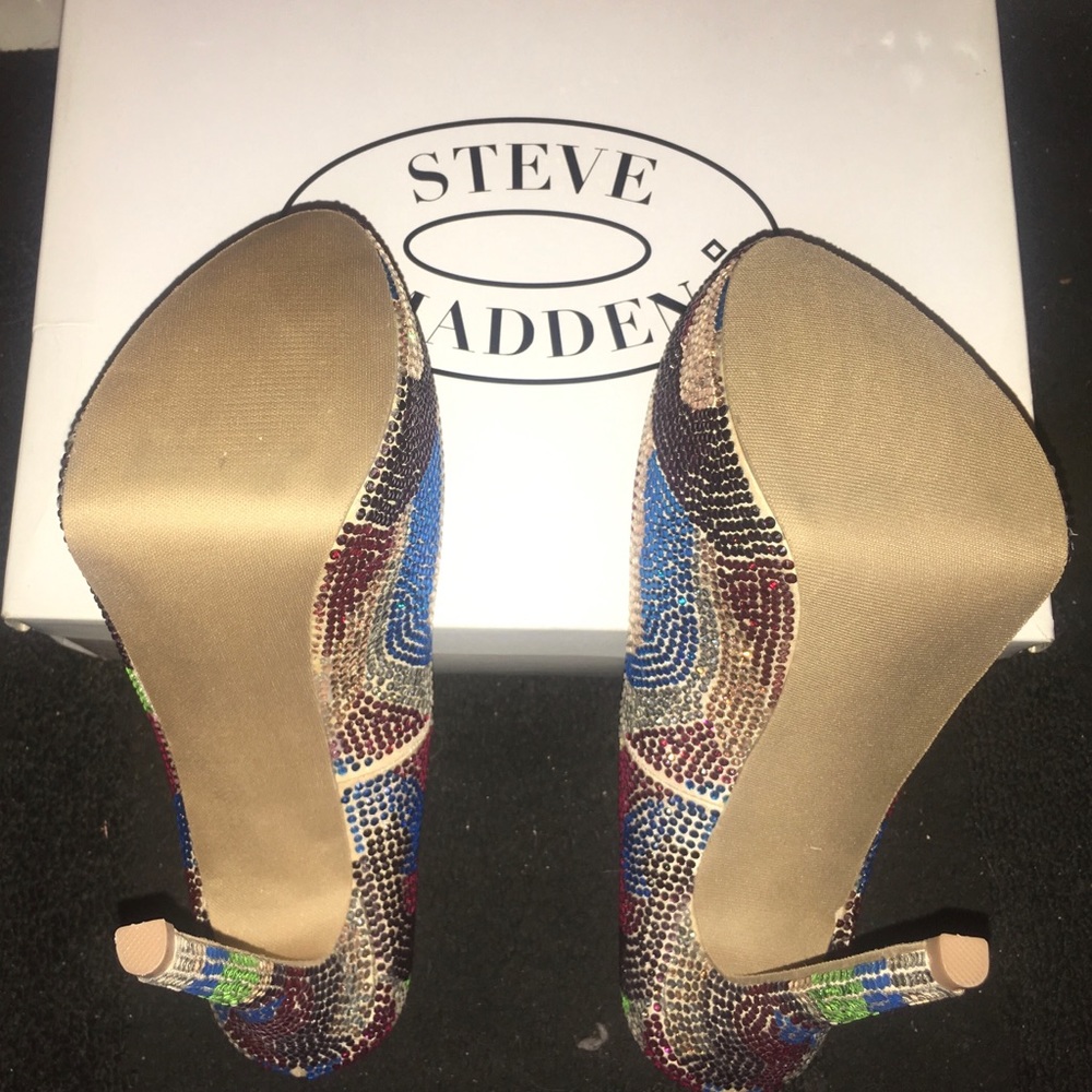 Multi colored platform pumps - Picture 6 of 6